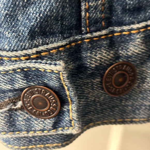 Levi’s Trucker Jacket‎ faded wash button up size XS - Picture 6 of 9